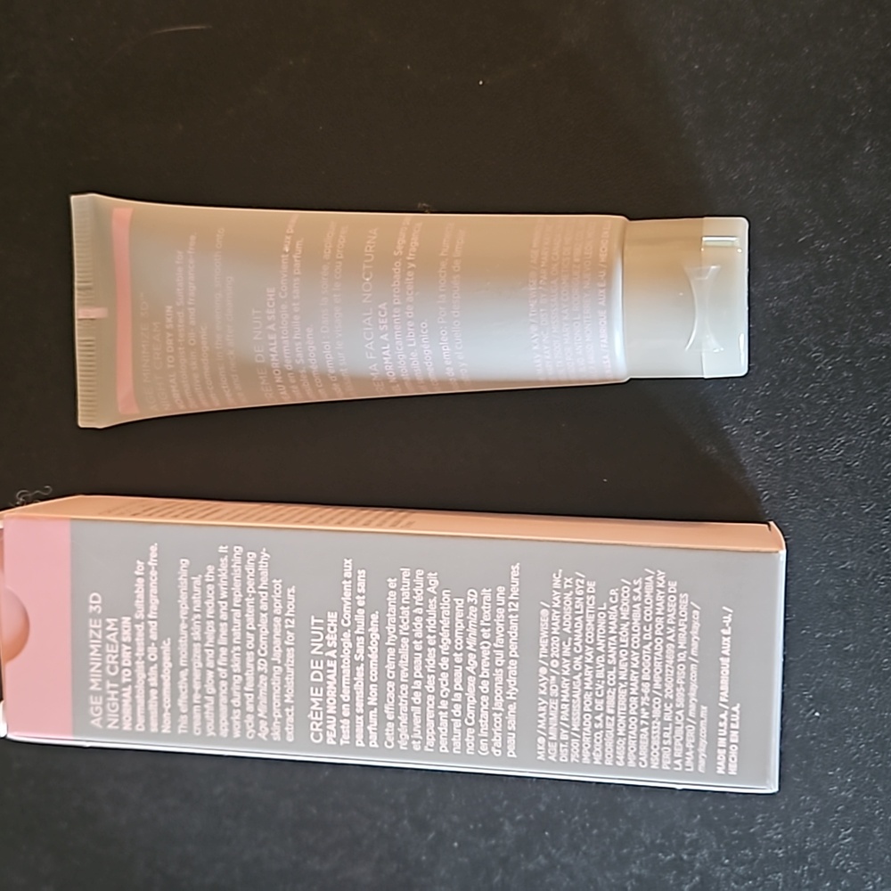 Night Cream - Picture 2 of 2